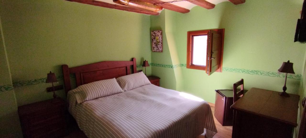 Hotel Rural Abuelo Rullo Terriente Luaran gambar